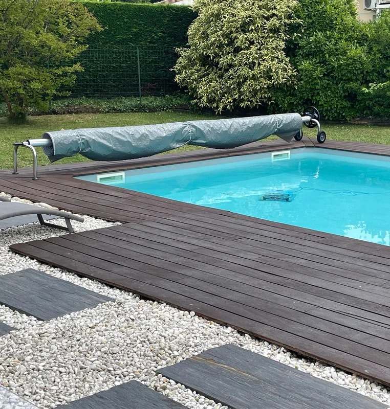 cash-piscines-354544