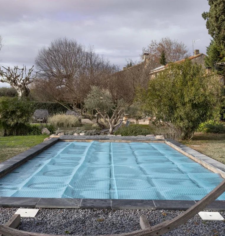 cash-piscines-354581