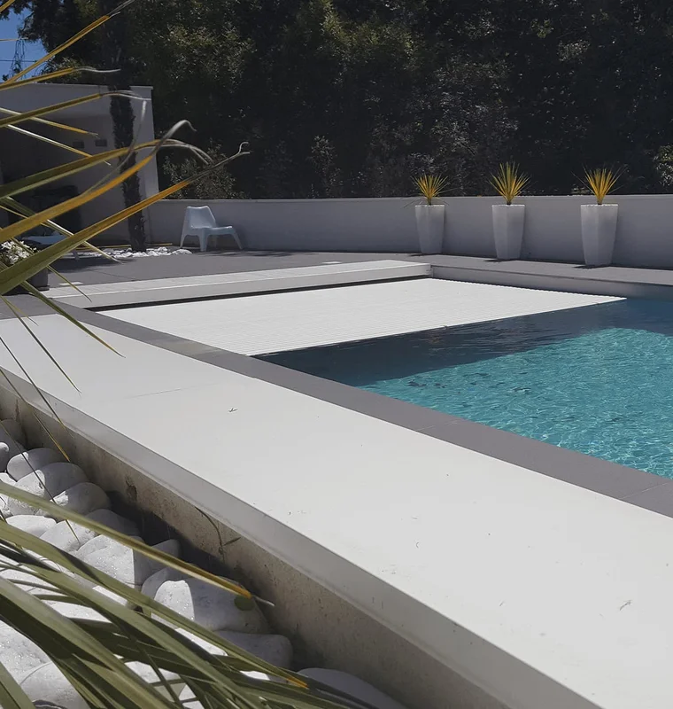 cash-piscines-354783