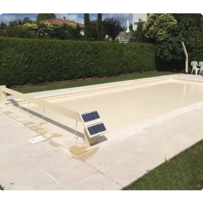 piscine-zyke-206401