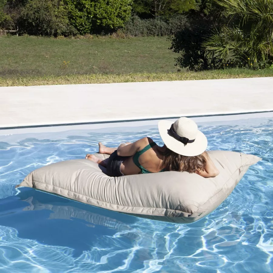raviday-piscine-507397